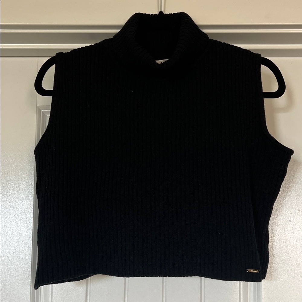 St. John Sport Essentials by Marie Gray Vintage Turtleneck – Size L